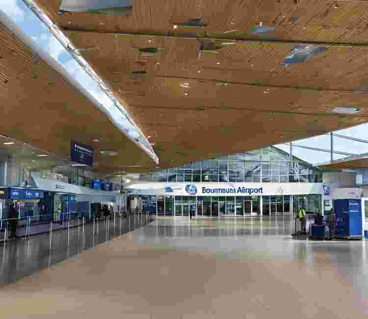 Bournemouth Airport2 12 seater minibus to gatwick airport